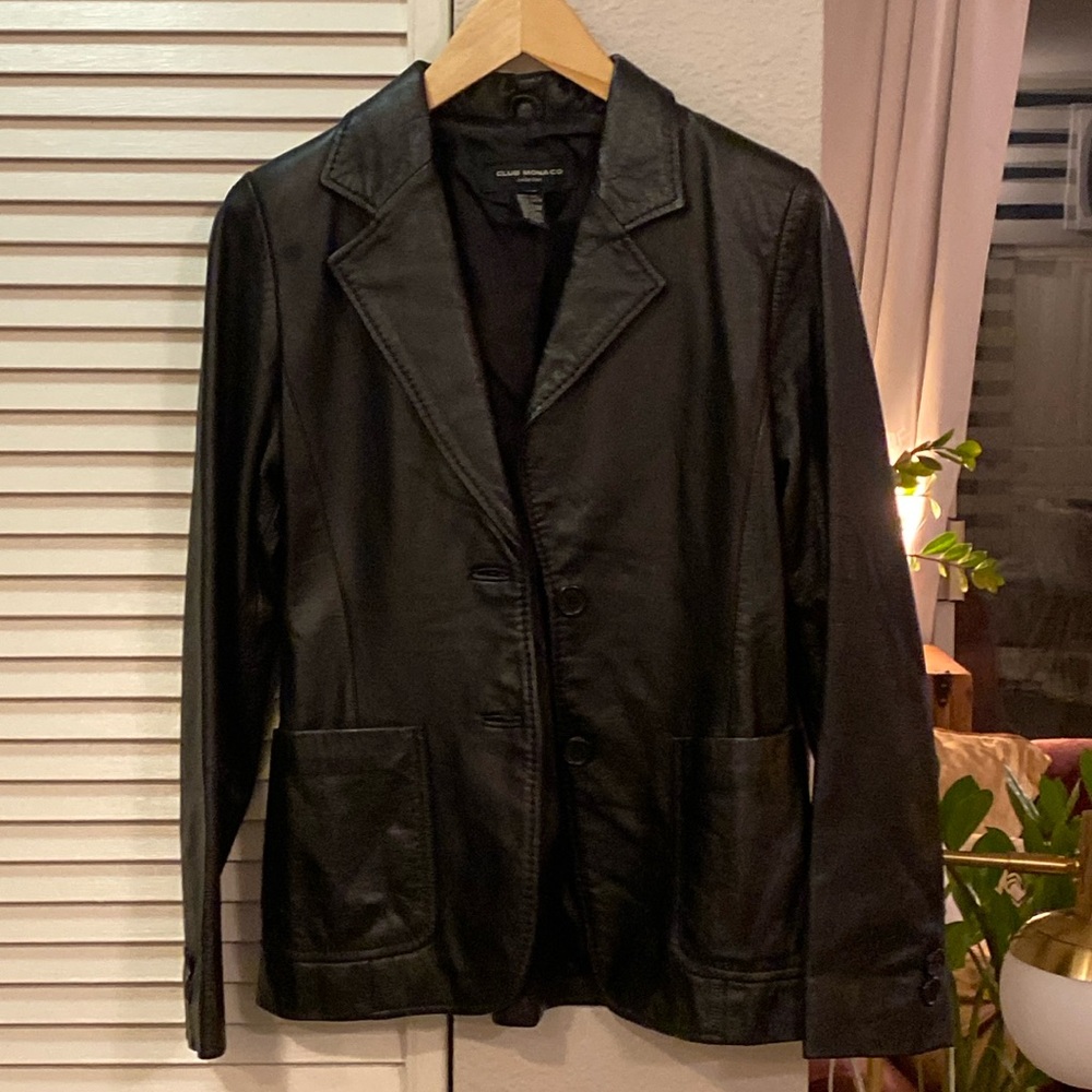 Club Monaco Leather blazer. Good condition. Size xs.